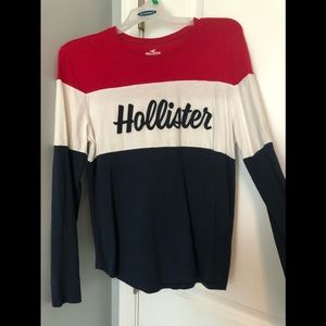 women’s hollister long sleeve tee